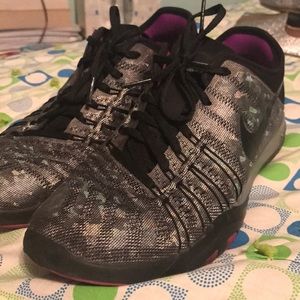 NIKE TRAIN gently used trainers